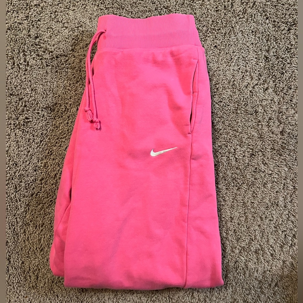 nike sweats